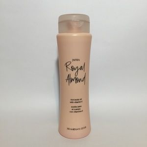 Jafra Royal Almond Rich body oil with vitamin E